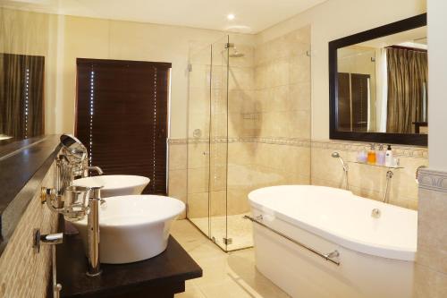 This photo about Alfreds Manor shared on HyHotel.com