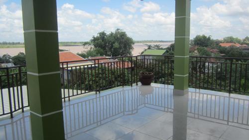 Vaade, Phalla Riverside in Kampong Cham Vaade, Phalla Riverside in Kampong Cham