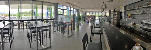 Üzletek, Motel Kamenica in Bihac Üzletek, Motel Kamenica in Bihac