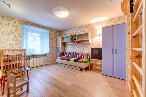 This photo about Welcome Home Apartments Baskov 12 shared on HyHotel.com