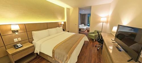 Radisson Hotel Guayaquil in Guayaquil Radisson Hotel Guayaquil in Guayaquil