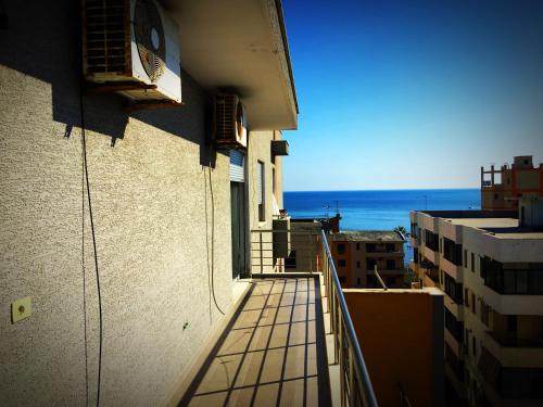 Erkély/terasz, ALEXANDER Rooms & Apartments in Durres Erkély/terasz, ALEXANDER Rooms & Apartments in Durres