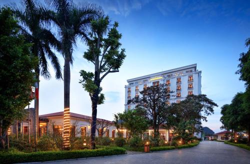入口, 寧平隱世魅力酒店度假村 (Ninh Binh Hidden Charm Hotel And Resort) in 寧平 入口, 寧平隱世魅力酒店度假村 (Ninh Binh Hidden Charm Hotel And Resort) in 寧平