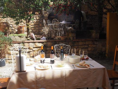 This photo about Vilosell Wine Hotel shared on HyHotel.com