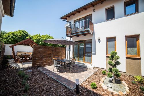 ระเบียง/ชานเรือน, Boka Apartmanhaz in กียูลา ระเบียง/ชานเรือน, Boka Apartmanhaz in กียูลา