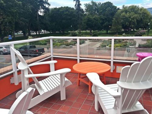 Balcony/terrace, Hotel Zed Kelowna in Kelowna (BC) Balcony/terrace, Hotel Zed Kelowna in Kelowna (BC)