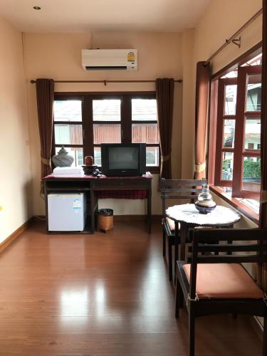 バーン クラン ヴィエン3