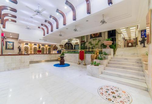 Hol, Hotel Hillock in Muntele Abu Hol, Hotel Hillock in Muntele Abu