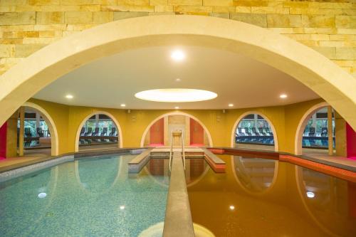 สปา, โรงแรมอควาติคัมเทอร์มอลแอนด์เวลเนส (Aquaticum Thermal & Wellness Hotel) in เอกเยเตมวารอส สปา, โรงแรมอควาติคัมเทอร์มอลแอนด์เวลเนส (Aquaticum Thermal & Wellness Hotel) in เอกเยเตมวารอส