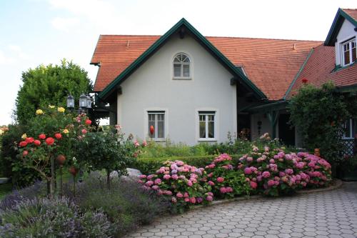 ทางเข้า, Landhaus Eder in นอยเดาแบร์ก ทางเข้า, Landhaus Eder in นอยเดาแบร์ก