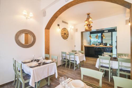 ห้องอาหาร, HOTEL BOUTIQUE NATKA in โรวินจ์ ห้องอาหาร, HOTEL BOUTIQUE NATKA in โรวินจ์