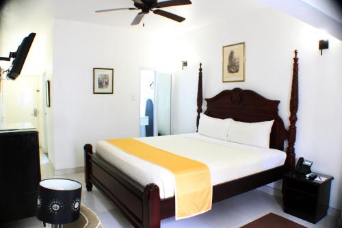 Altamont Court Hotel in Kingston Altamont Court Hotel in Kingston