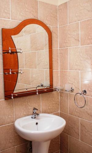 Baño, Royal Park Hotel in Jinja Baño, Royal Park Hotel in Jinja