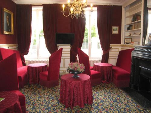 會議室/宴會廳, 元帥酒店 (Hotel Les Marechaux) in 歐塞爾 會議室/宴會廳, 元帥酒店 (Hotel Les Marechaux) in 歐塞爾