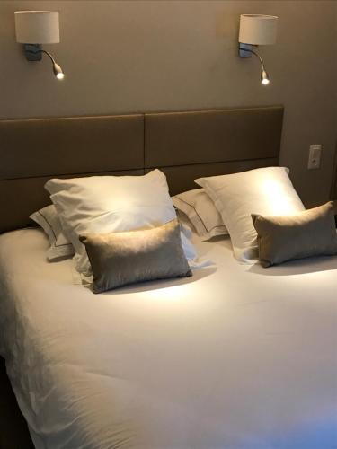 This photo about Hotel Spa Le Relais Des Moines shared on HyHotel.com