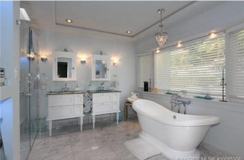 This photo about A Le Chateau du Lac shared on HyHotel.com