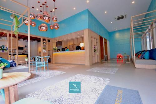 Lobby, Rajthani Hotel in Surat Thani Lobby, Rajthani Hotel in Surat Thani