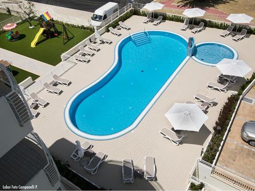 Swimming pool, Residence Acquasuite in Martinsicuro Swimming pool, Residence Acquasuite in Martinsicuro