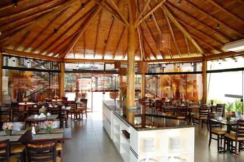 레스토랑, Limeira Suites in 리메이라 레스토랑, Limeira Suites in 리메이라