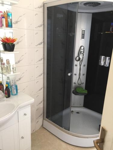 This photo about Rasta Tee's Place shared on HyHotel.com