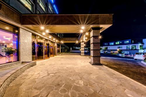 This photo about Leslie Hotel shared on HyHotel.com