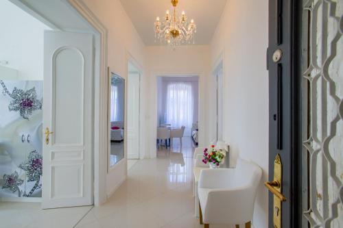 ล็อบบี้, Collins Apartments Center in พูลา ล็อบบี้, Collins Apartments Center in พูลา