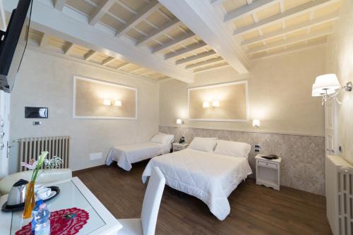 Hotel California in Florence Hotel California in Florence
