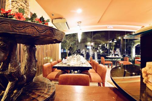 Restaurant, Citystate Asturias Hotel near Robinsons Place Mall Palawan Restaurant, Citystate Asturias Hotel near Robinsons Place Mall Palawan