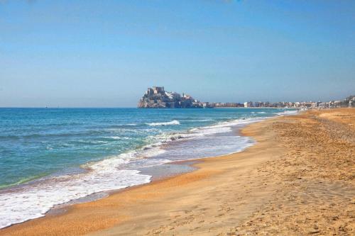 This photo about Sunday's Beach shared on HyHotel.com