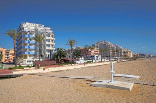 This photo about Sunday's Beach shared on HyHotel.com