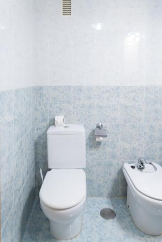 This photo about Apartamentos Gemelos 23 - Beninter shared on HyHotel.com