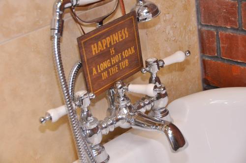 This photo about The Somerset House Hotel & Handmade Pie House shared on HyHotel.com