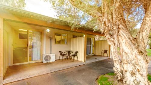 This photo about Australind Tourist Park shared on HyHotel.com