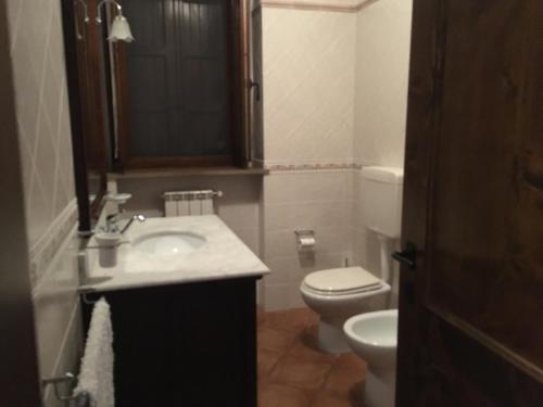Appartamenti e Camere Il Poggio di D'Angeli Lidia in Tavoleto Appartamenti e Camere Il Poggio di D'Angeli Lidia in Tavoleto