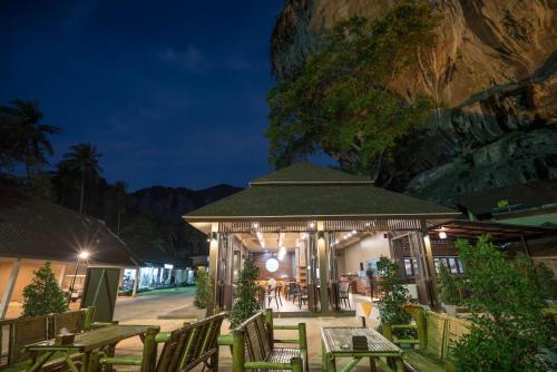 Food and beverages, Tonsai Bay Resort near Poda Island Food and beverages, Tonsai Bay Resort near Poda Island