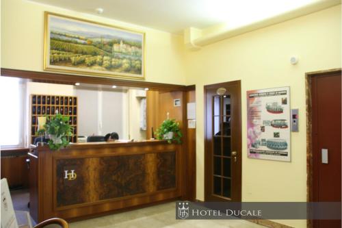 Lobby, Hotel Ducale in Vigevano Lobby, Hotel Ducale in Vigevano