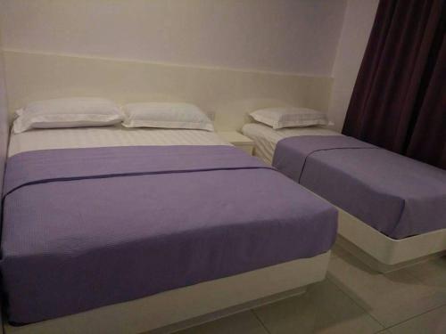 This photo about Lavender Riverside Hotel shared on HyHotel.com
