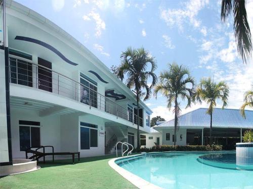 This photo about Hotel Campestre Villa Paraiso shared on HyHotel.com