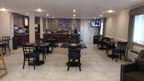 餐飲選擇, 特克薩卡納溫德姆柏茂酒店 (Baymont by Wyndham Texarkana) in 博柔 (AR) 餐飲選擇, 特克薩卡納溫德姆柏茂酒店 (Baymont by Wyndham Texarkana) in 博柔 (AR)