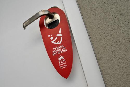 This photo about ZEN Rooms Durban Poblacion Makati shared on HyHotel.com