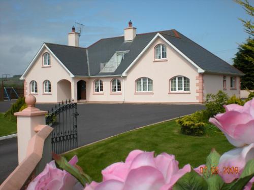 This photo about An Rosalithir shared on HyHotel.com