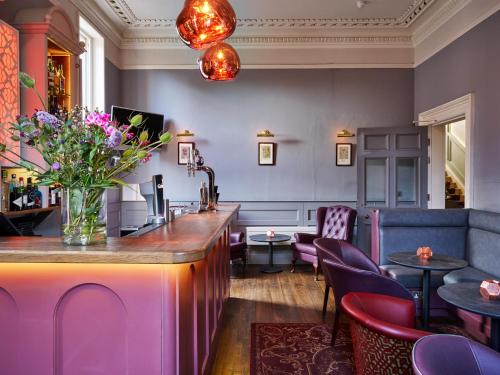 Bar/lounge, Cotswold Grange in Cheltenham Bar/lounge, Cotswold Grange in Cheltenham