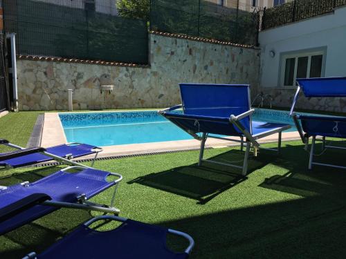 Swimming pool, Hotel San Berardo in Pescina Swimming pool, Hotel San Berardo in Pescina
