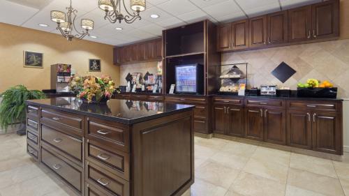 Best Western Savannah Historic District near Roundhouse Vasúti Múzeum Best Western Savannah Historic District near Roundhouse Vasúti Múzeum