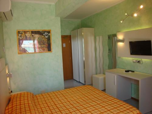 This photo about Hotel Prestigio shared on HyHotel.com
