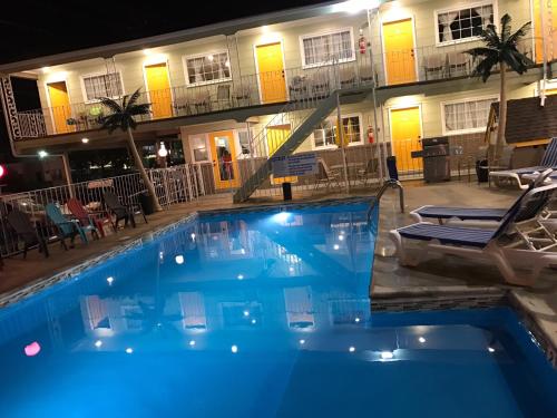 Úszómedence, Sunrise Inn in Wildwood Úszómedence, Sunrise Inn in Wildwood
