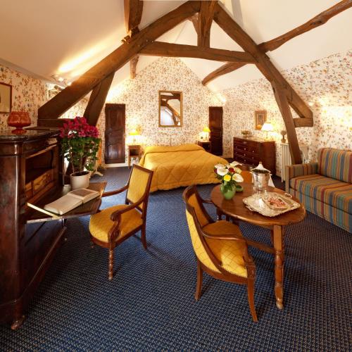 Hotellerie Du Bas-Breau in Barbizon Hotellerie Du Bas-Breau in Barbizon