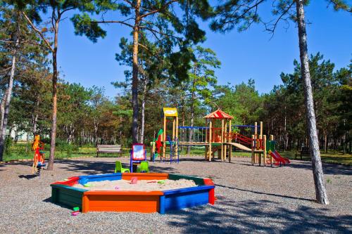 This photo about Elizium Park Hotel shared on HyHotel.com