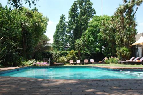 Swimming pool, Southern Sun OR Tambo International Airport in Johannesburg Swimming pool, Southern Sun OR Tambo International Airport in Johannesburg