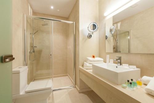 This photo about Zephyros shared on HyHotel.com